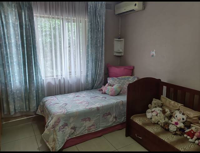 4 BEDROOM HOUSE RENTED IN WYEBANK